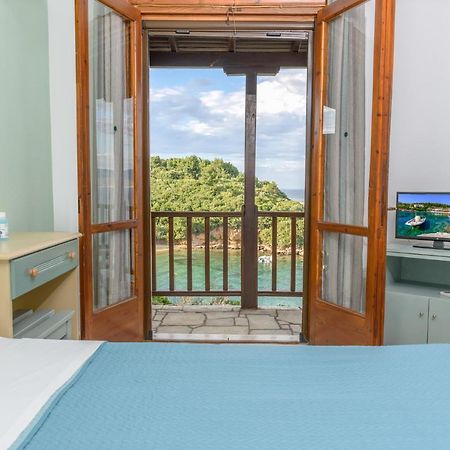 Studios Avra Agios Georgios  Extérieur photo