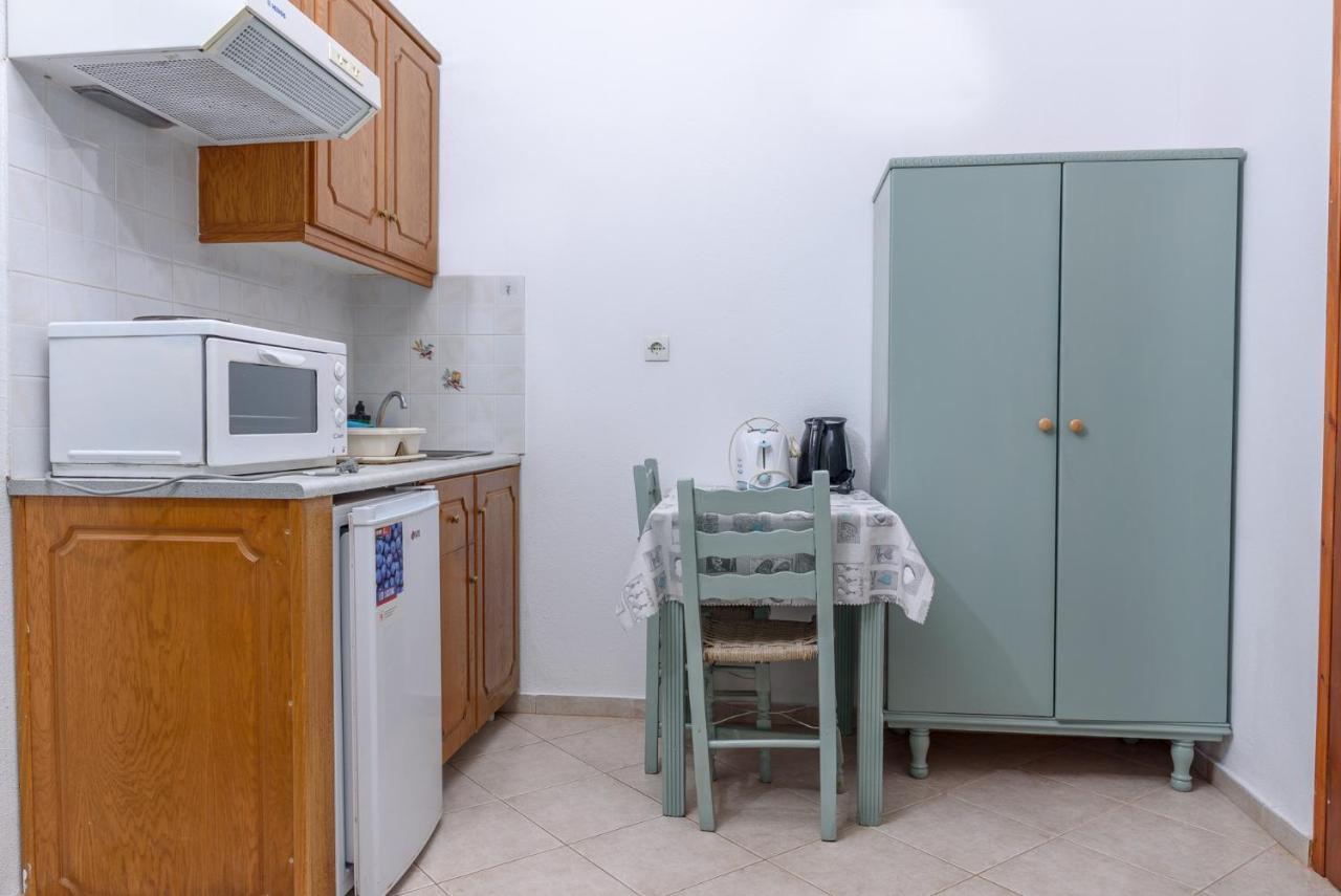 Studios Avra Agios Georgios  Extérieur photo