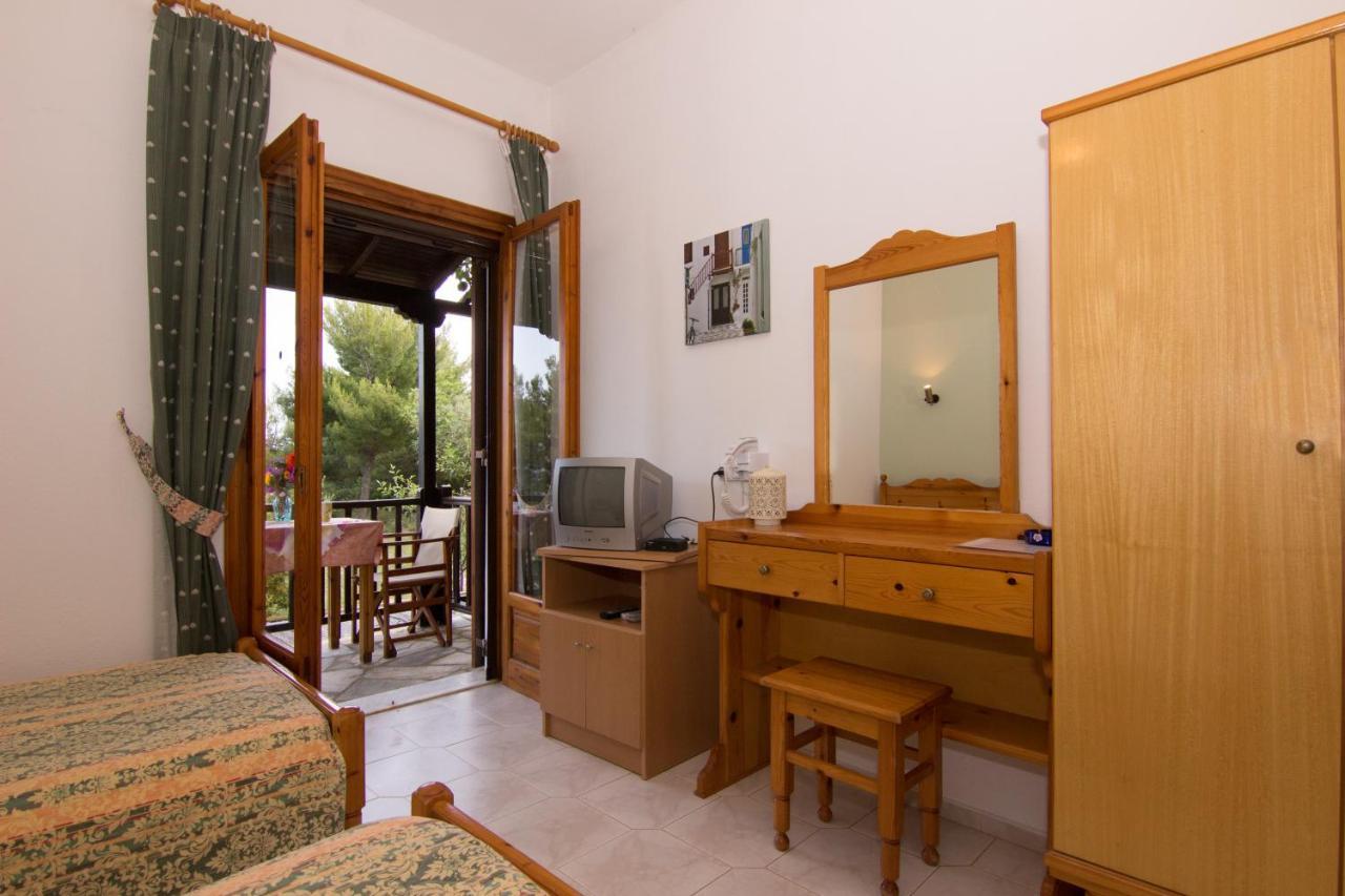 Studios Avra Agios Georgios  Extérieur photo