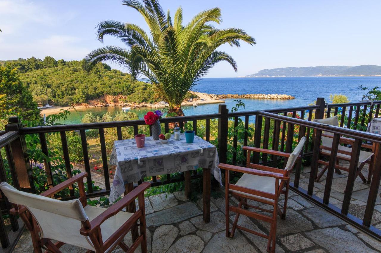Studios Avra Agios Georgios  Extérieur photo