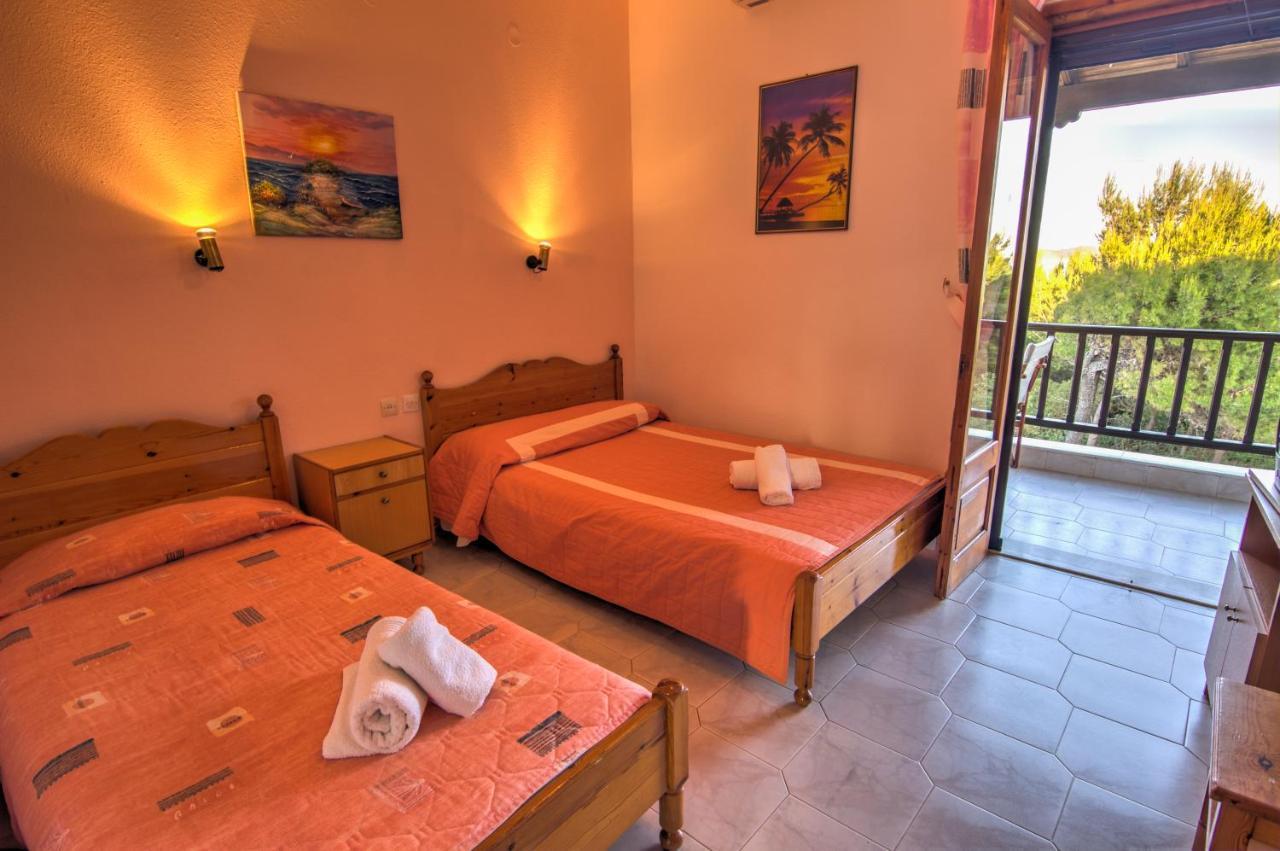 Studios Avra Agios Georgios  Extérieur photo