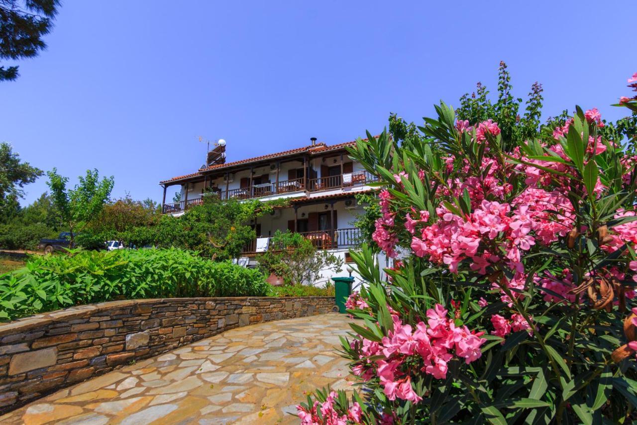 Studios Avra Agios Georgios  Extérieur photo