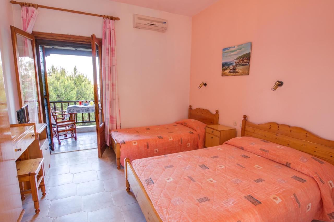 Studios Avra Agios Georgios  Extérieur photo