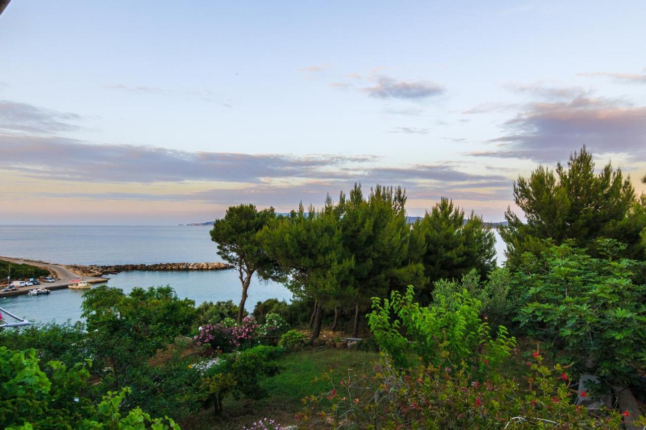 Studios Avra Agios Georgios  Extérieur photo